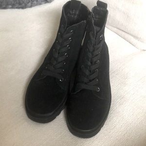 Top shop Black suede booties